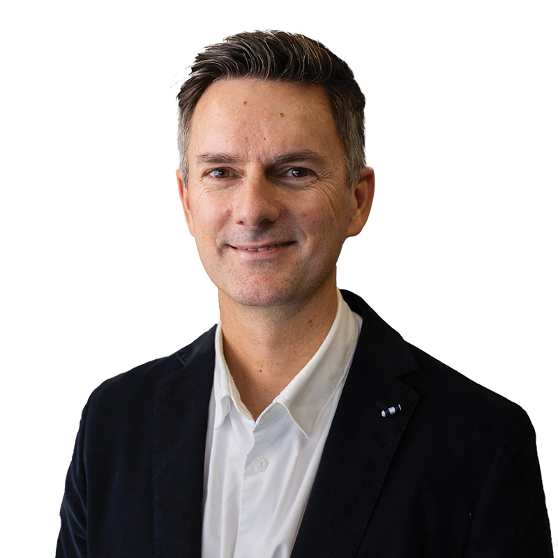 Simon Robins - Profile Image