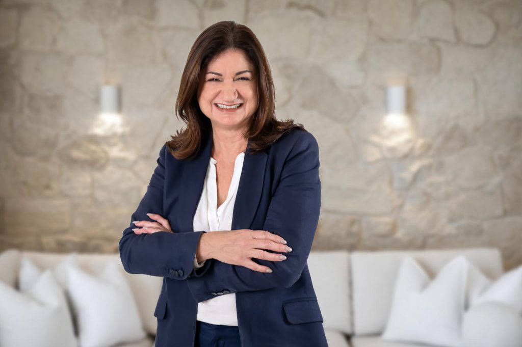 Virginia Saler - Profile Image