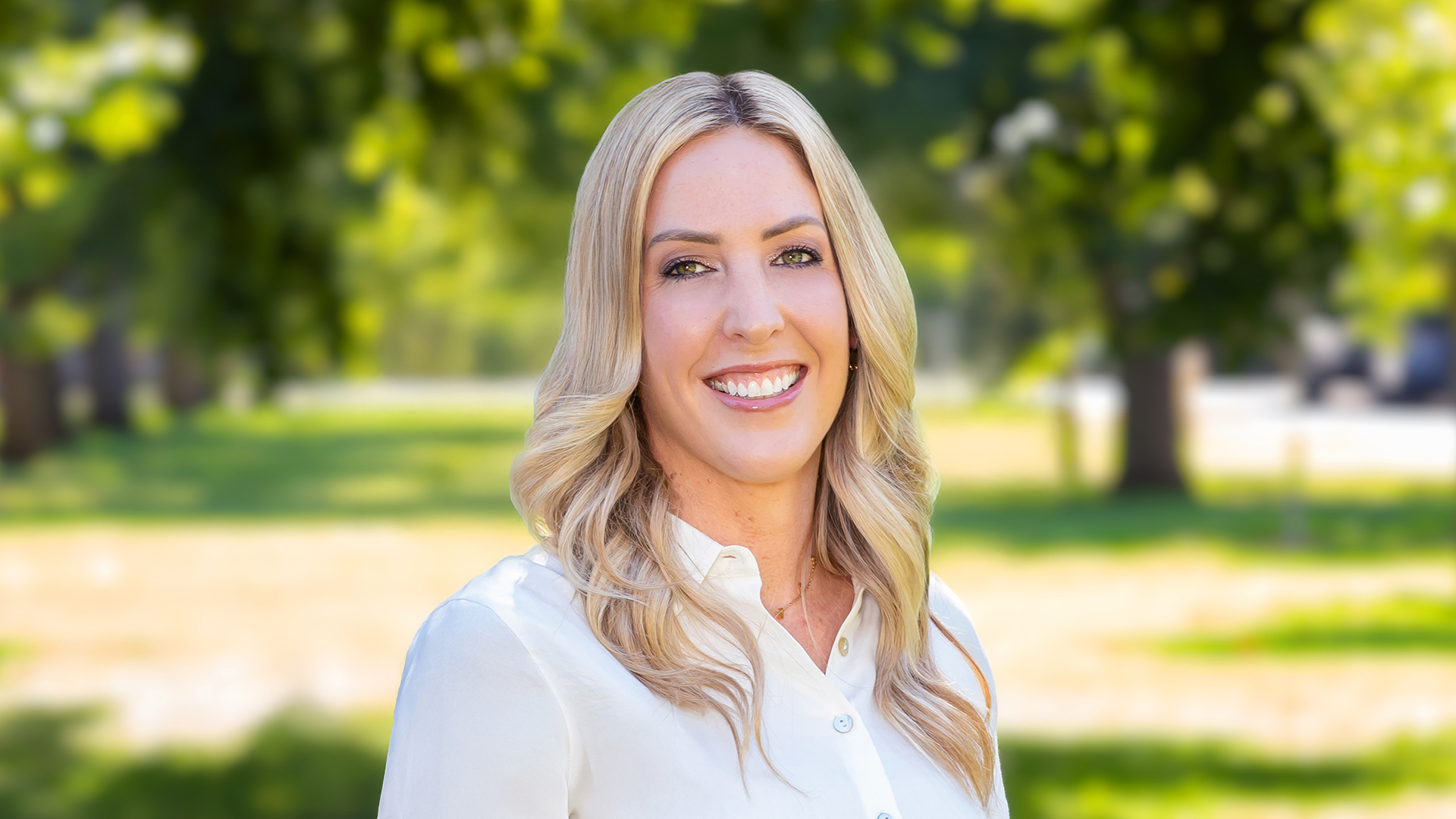 Lauren Morrow - Profile Image