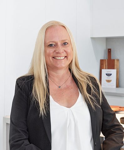 Simone Dennis - Profile Image